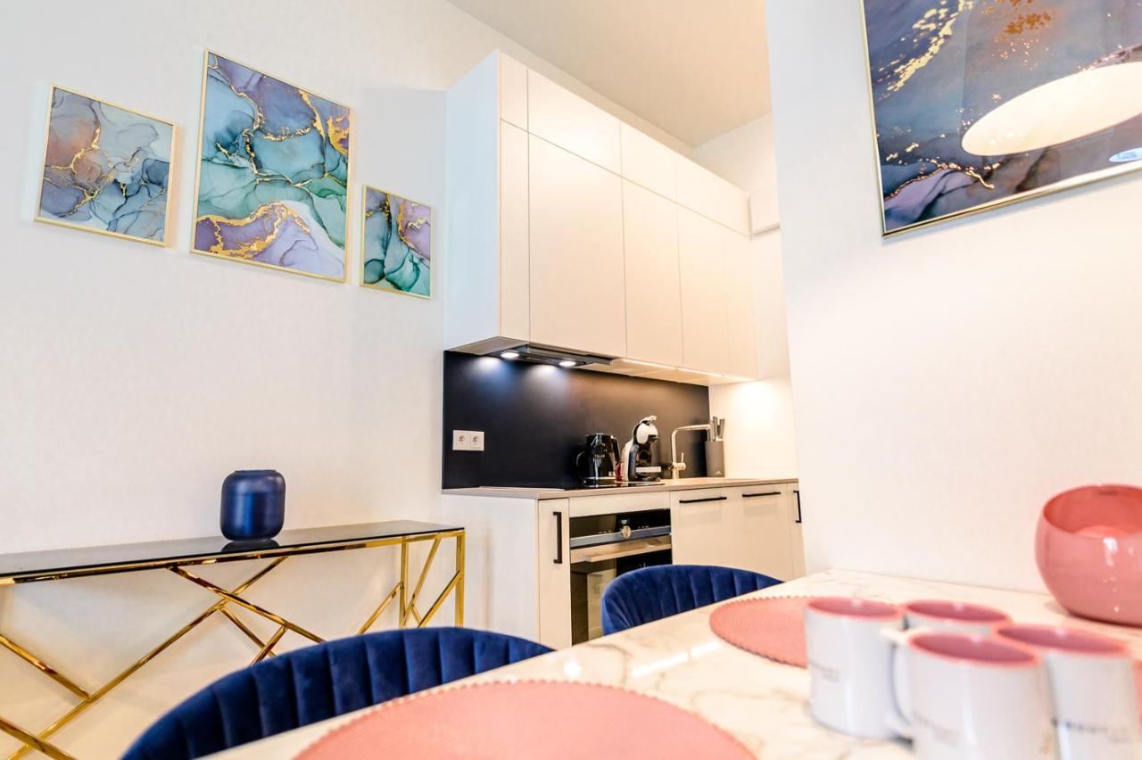 Aboutartapartments - Mlyn Maria Vratislav Exteriér fotografie